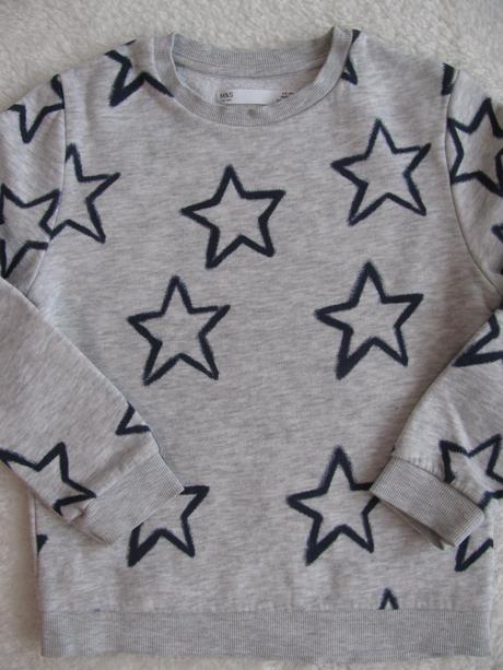 Světle šedá bavlněná mikina s modrými hvězdami, marks & spencer,116