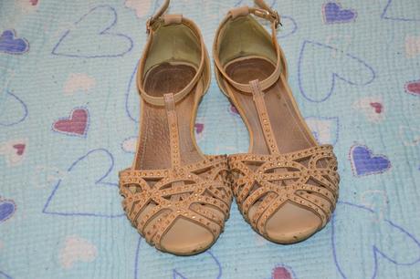 Sandálky s kamínky, 37