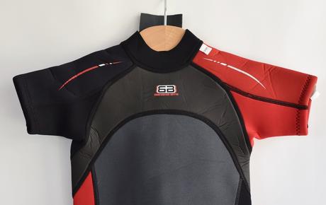 Neopren vel. 3 - 4 roky,