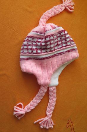 Čepice s copánky, 122