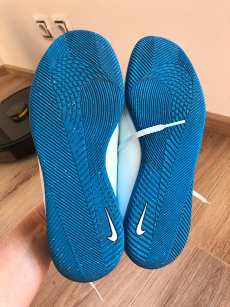 Turfy nike mercurial vel. 38,