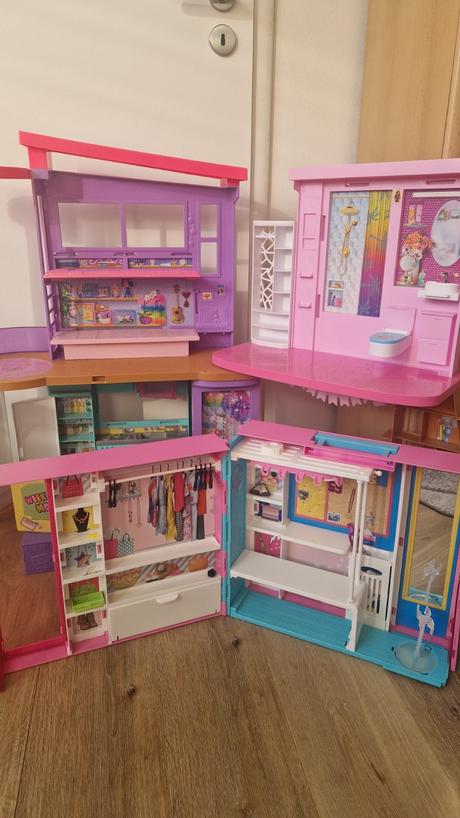 Barbie domečky, 