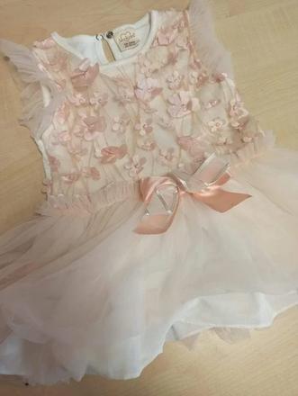 Šatičky družička,