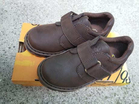 Nenošené dětské kožené boty dr. martens vel. 27, 27