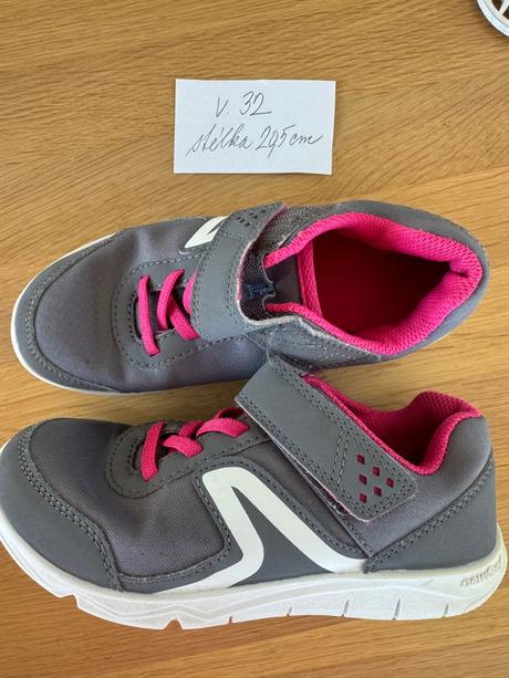 Botasky top stav, decathlon,32