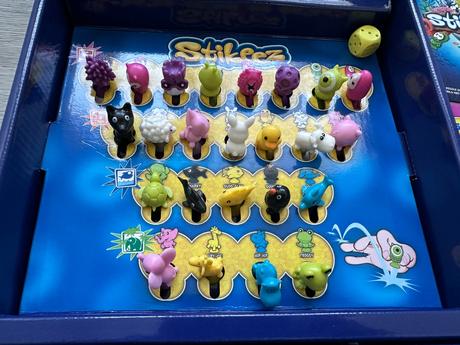 Stikeez - kompletní hra se všemi figurkami, 