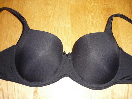 Podprsenka černá vel.75 b zn.elle nor, 75b