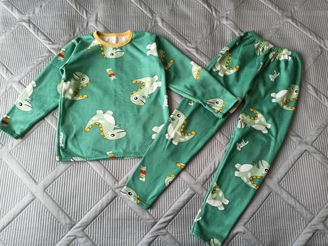 Zateplený set dinosaury, 128/134, 128