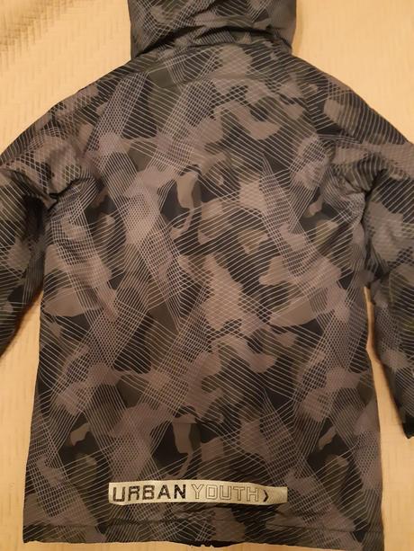 Zimní bunda vel. 140, f&f,140