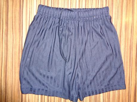 Tmavomodré dresíkové šortky, 116