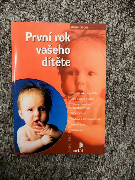 Kniha první rok vašeho dítěte, 