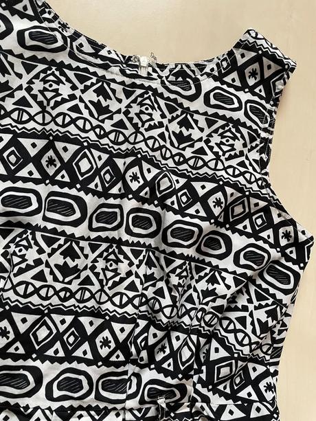 Letní overal, uvolněné šití poutka, vel xl spíše m, l