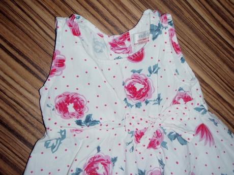 Vzdušné růžičkové šaty, early days,68