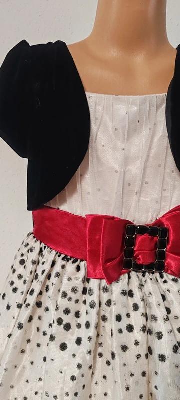 Společenské šaty, 