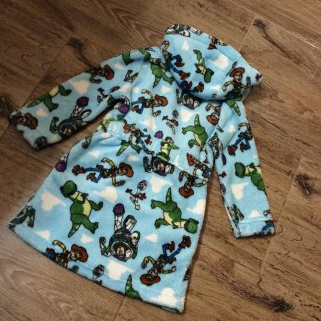 Heboučký župan ,,toy story", 98