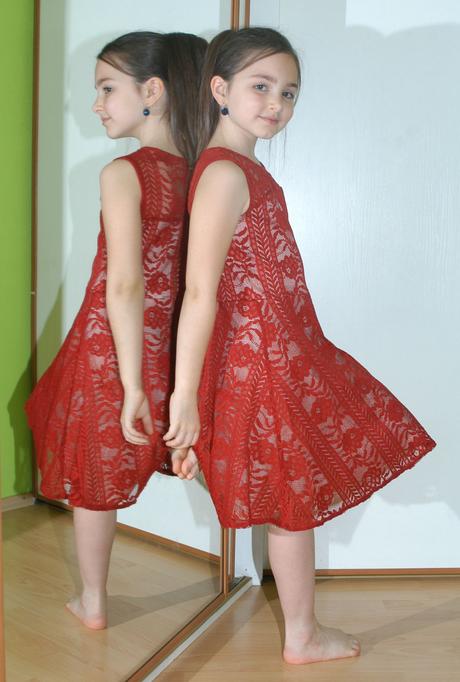 Slavnostní sváteční společenské dívčí šaty, river island,140