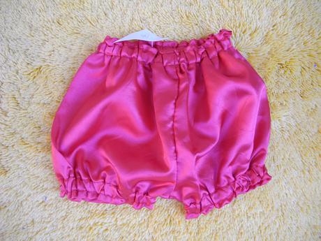 Kalhotky pod šaty, 68