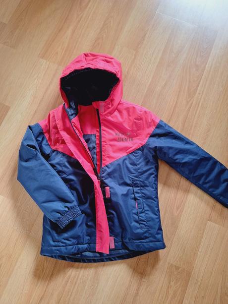 Bunda zimní zn.crivit červená - modrá, vel.134-140, crivit,134