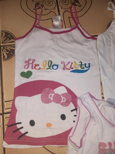 Dívčí tílko, tílka mix vel. 98 - 104, sanrio,98