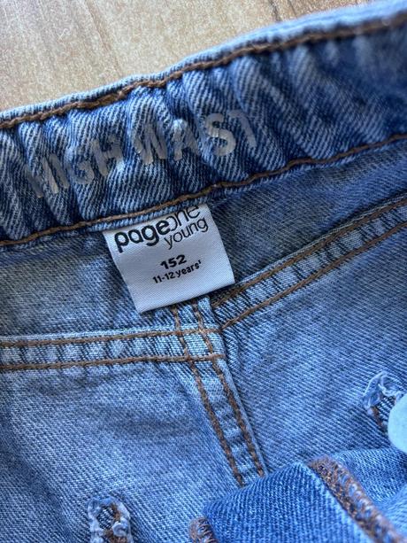 Rifle motýli, takko,152