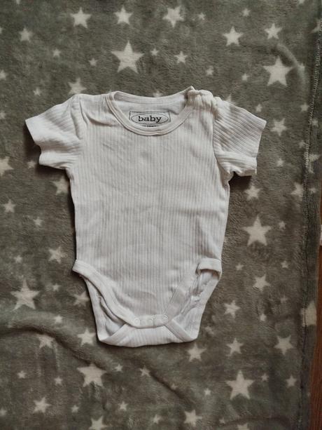 Body zn. baby vel.62, baby,62
