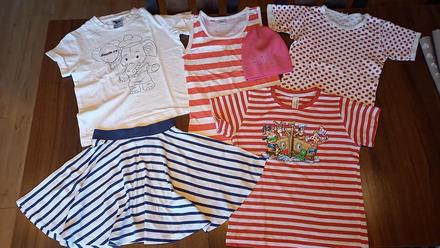 Balík 13 ks dívčího oblečení vel. 128 - 134, 122–134