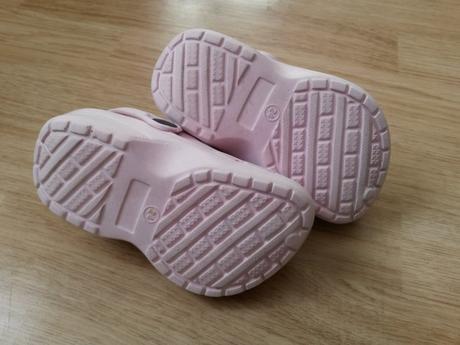 Nazouváky růžové, 24