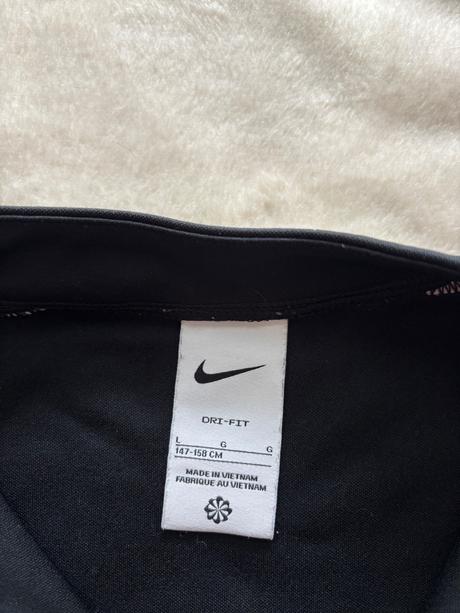 K7/ mikina funkční zn. nike - v.146/152, nike,146