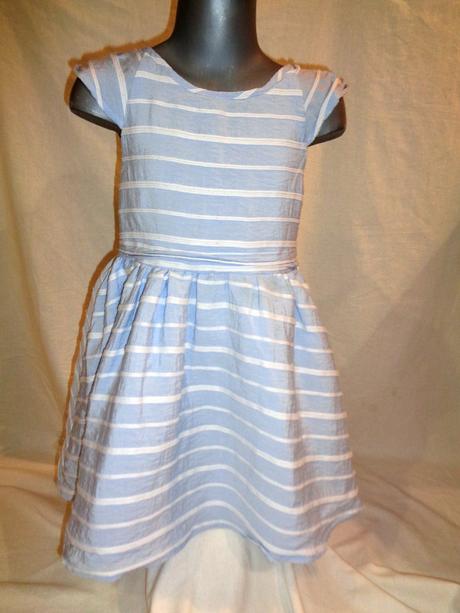 Modrobílé pruhované společenské šaty, primark,122