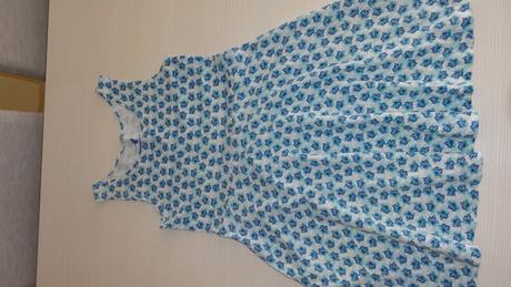 Bavlněné šaty vel.122/128, 122