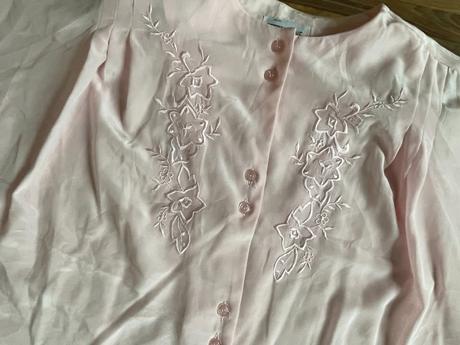 Růžová halenka s výšivkou, vel m, anne klein, s