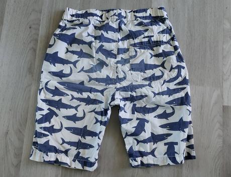 Kraťasy se žraloky, h&m,128