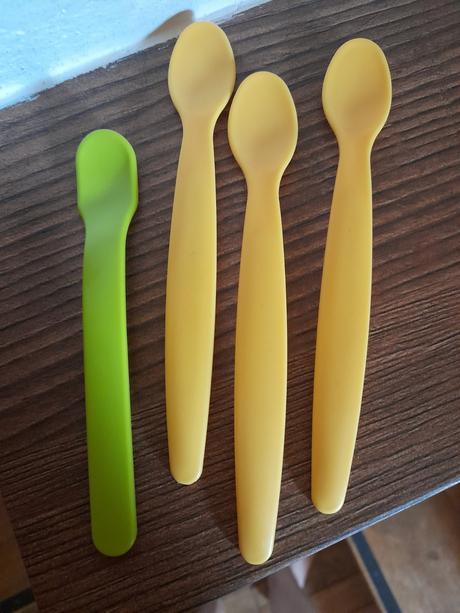 Lžičky pro miminko 4ks,