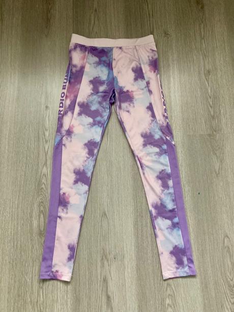 Sportovní legíny, 152