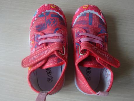 V+j dívčí obuv, eur 25, 25