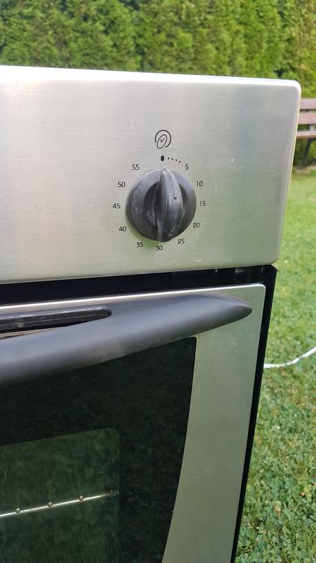 Elektricka trouba, indesit