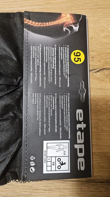 Nový dětský chránič páteře etapě junior pro 140/15,