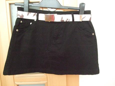 Čierna džínsová sukňa kylie s opaskom, 158