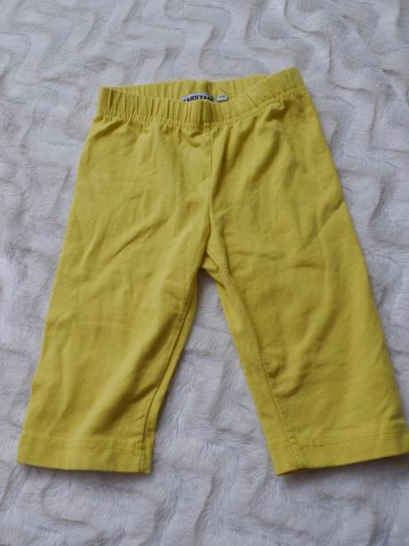 Zlute kratke leginky, 92