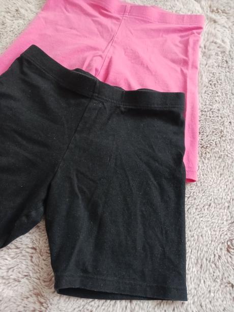 2x kraťasy č.140, 140