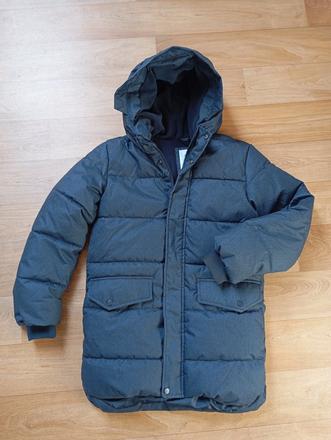 Úžasná dlouhá chlapecká zimní bunda, sinsay,152
