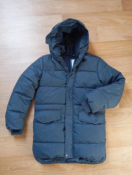 Úžasná dlouhá chlapecká zimní bunda, sinsay,152