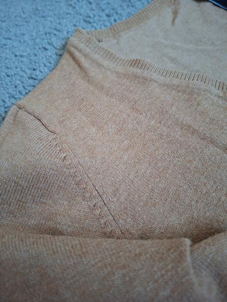 Svetr na knoflíčky, colours of the world,l