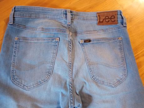 Pružné džíny, lee,l