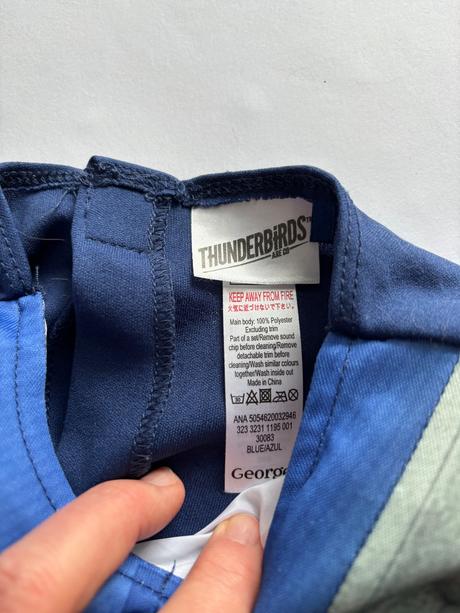 An14/ kostym thunderbirds - v.7/8 let, 