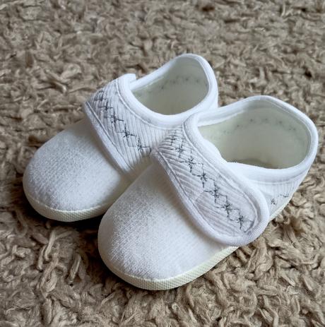 Kojenecké capáčky 11, 