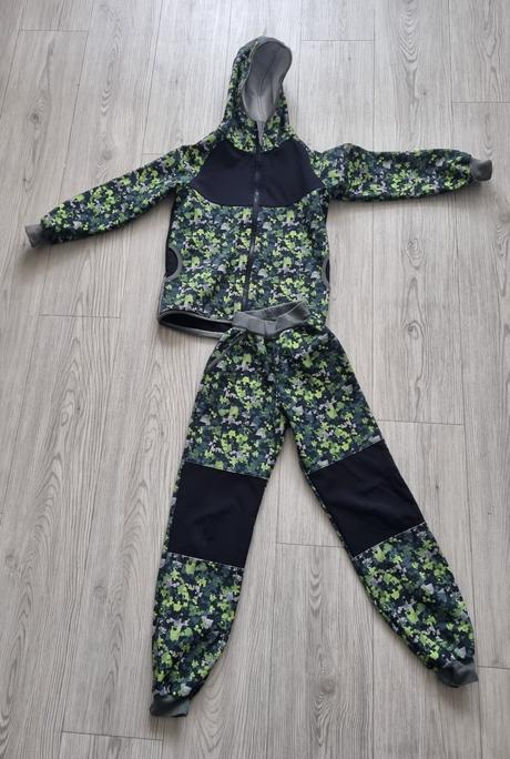 Softshellová souprava vel 122-134, 122