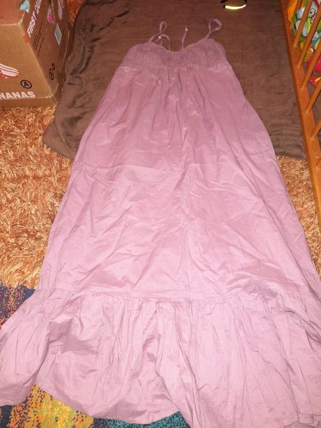 Šaty světle fialovo vínové dlouhé překrásné m, m