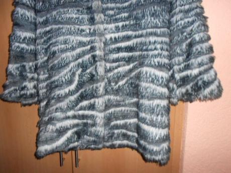 Luxusní elegantní kožíšek, 40