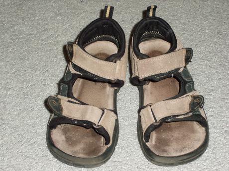 Sandálky, bären-schuhe,26